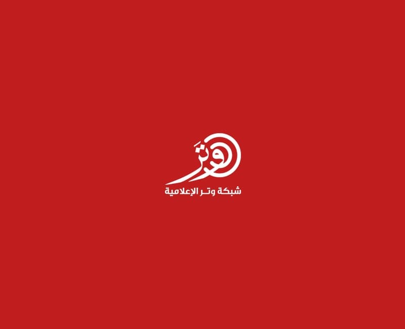 مستعمرون يسرقون ثمار الزيتون من أراضي فقوعة شمال شرق جنين